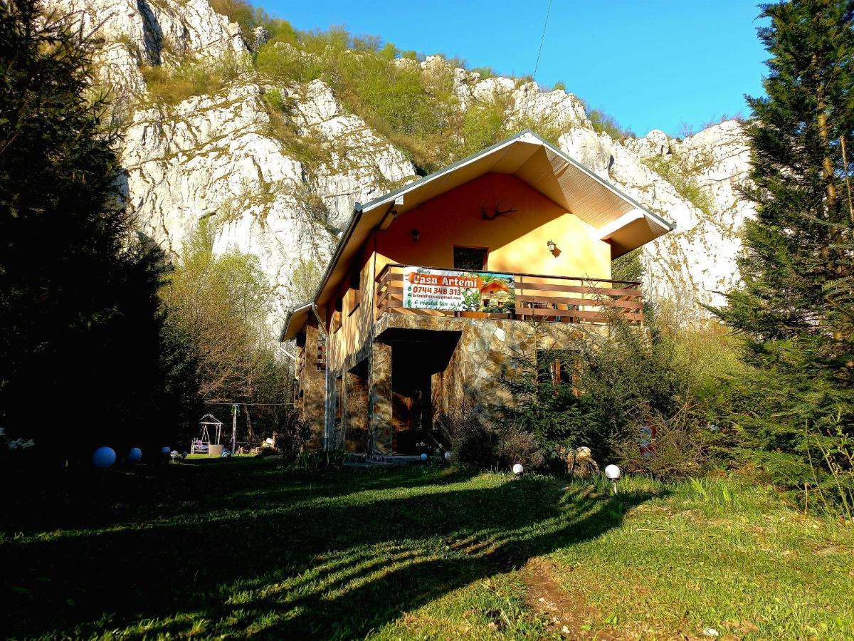 Casa Artemi Hotel Remeti Exterior photo